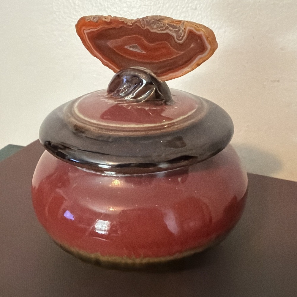 Vintage Wingar Pottery Stoneware Lidded Apothecary Jar w/‎ Agate Stone Handle